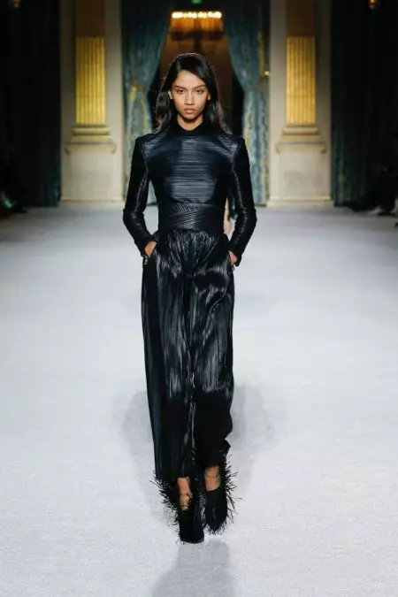 Balmain je futurističen za jesen 2018