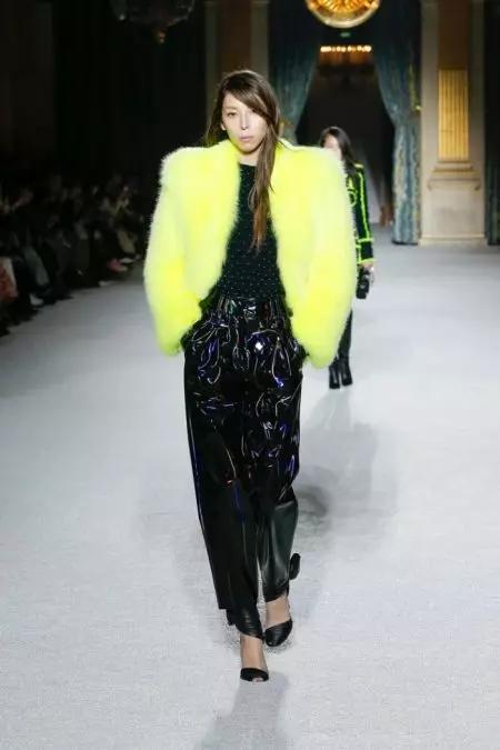 Balmain 2018-ci ilin payızında futuristik yoldadır