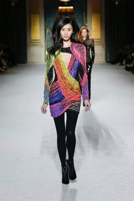 Balmain Goes Futuristic cho mùa thu 2018