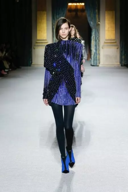 Balmain 2018 жылдың күзінде футуристік бағытқа ауысады