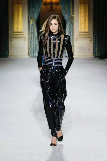 Balmain postaje futuristički za jesen 2018