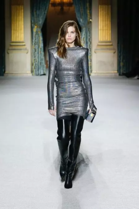 Balmain Mus Futuristic rau lub caij nplooj zeeg 2018