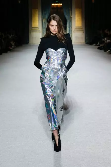 Balmain 2018-ci ilin payızında futuristik yoldadır