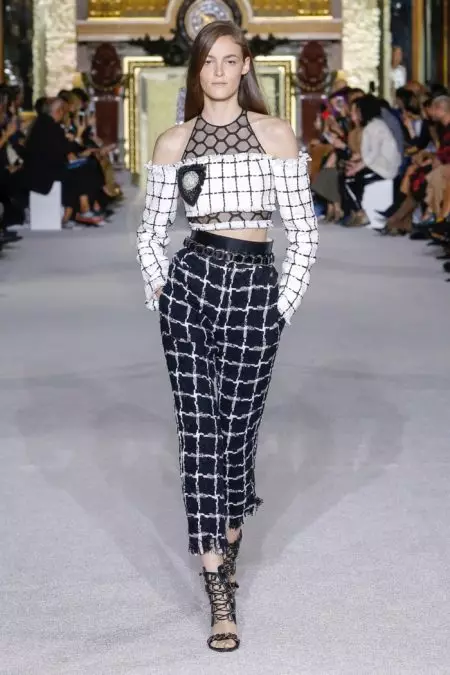 Balmain Akupereka Luxe Monochrome kwa Spring 2018