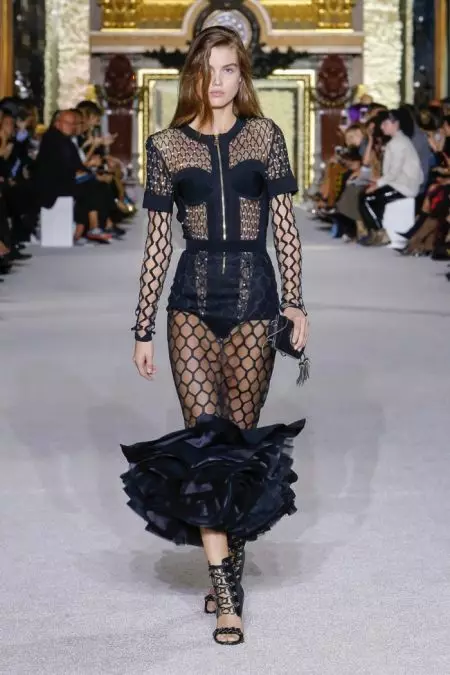 Balmain cung cấp Luxe Monochrome cho mùa xuân 2018