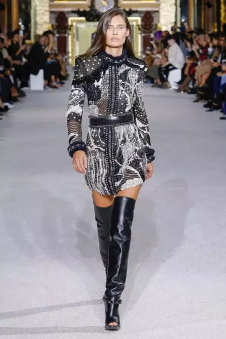 Balmain वसन्त 2018 को लागि Luxe मोनोक्रोम प्रस्ताव गर्दछ