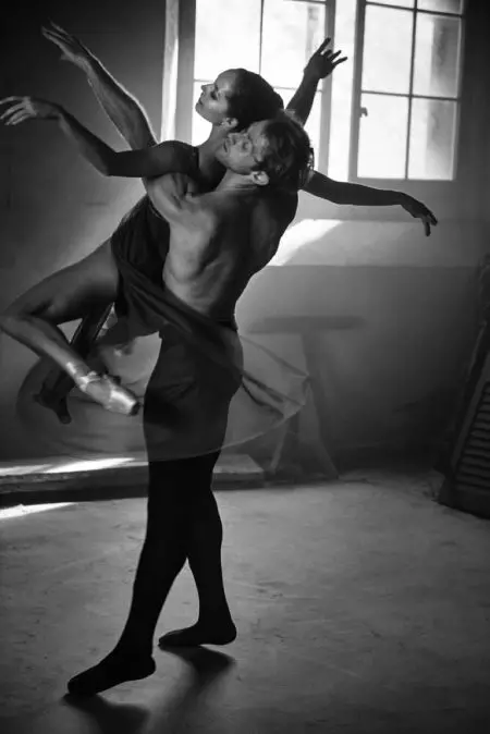 Piter Lindbergning Nyu-Yorkdagi ajoyib balet portretlarini ko'ring