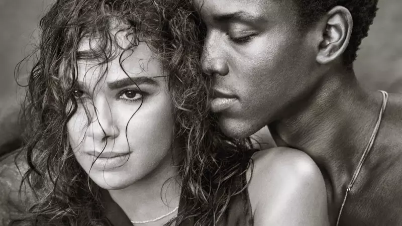 Onijo Misty Copeland ati Calvin Royal III irawọ ni Pirelli 2019 kalẹnda. Fọto: Albert Watson