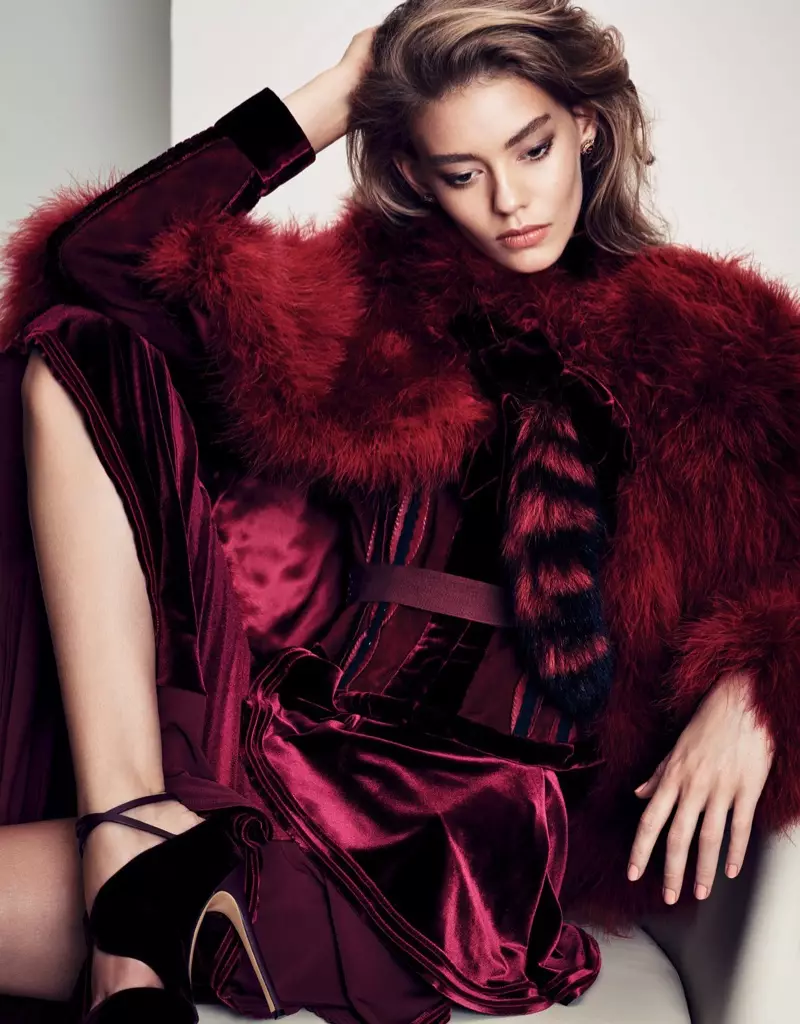 Ondria-Hardin-Vogue-China-Diciembre-2015-Editorial04