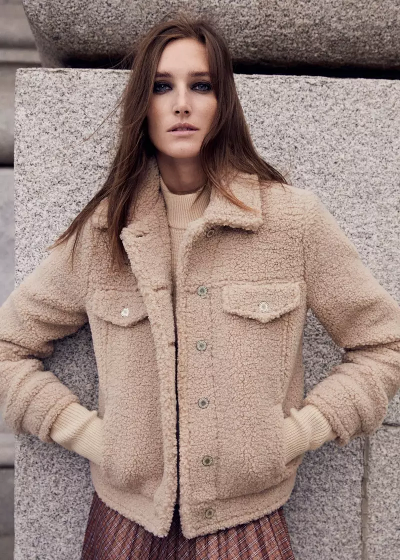 Josephine le Tutour modelleart Mango's hjerst-winter 2019 boppeklean seleksje