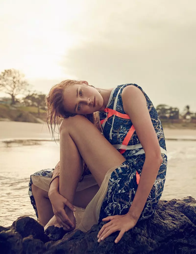 Carmen Kass poserer på strandene i Panama