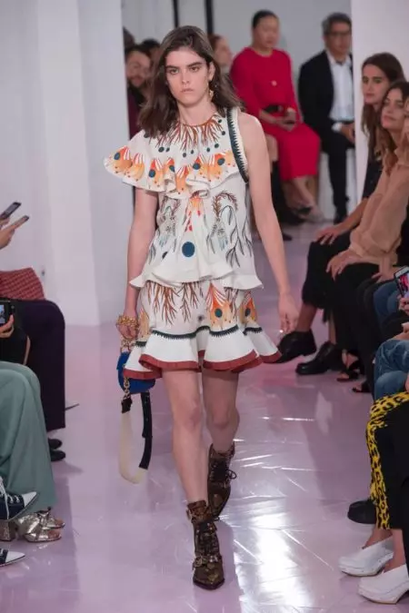 Chloe Anapata Usasisho Mpya wa Spring 2018