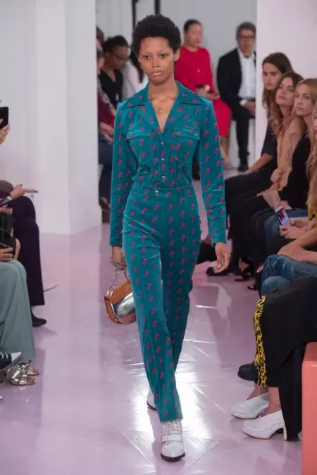 Chloe Apeza Zosintha Zatsopano za Spring 2018