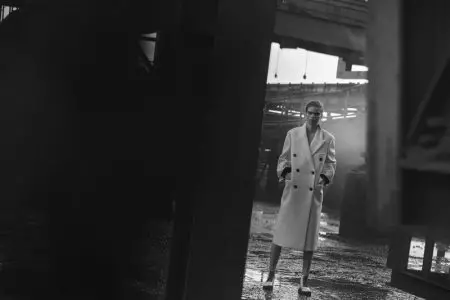 Lara Stone blir filmisk for Vogue Nederland