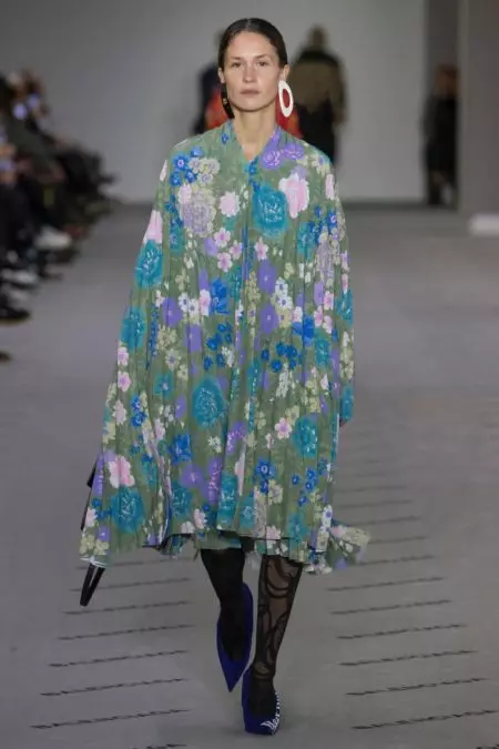 Seachadann Balenciaga Luxe Gan Díom le haghaidh Fall 2017