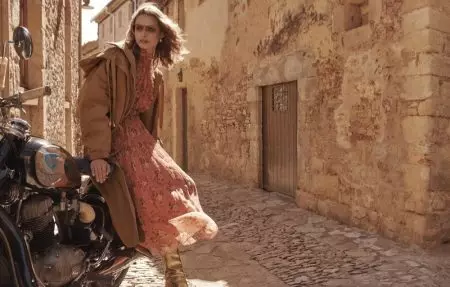 Birgit Kos encanta en la campaña Zimmermann Otoño 2019