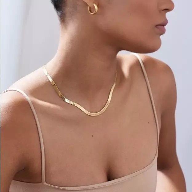 Chain Gold Necklace Minimal