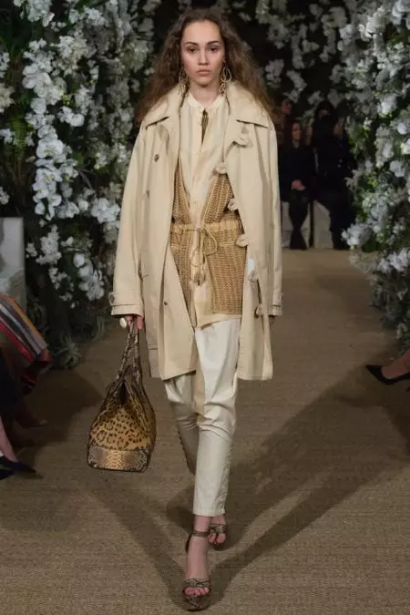 Naging Nomadic si Ralph Lauren sa Spring 2017 Show