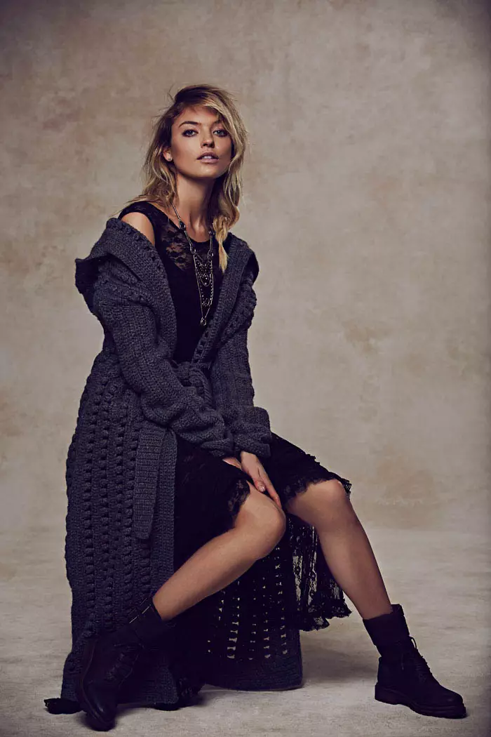 Martha Hunt Charms sa Free People's Holiday 2013 Shoot