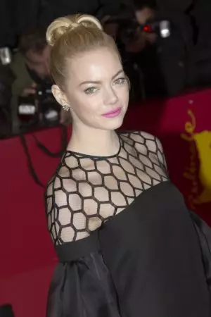 A cor do cabelo de Emma Stone ao longo dos anos