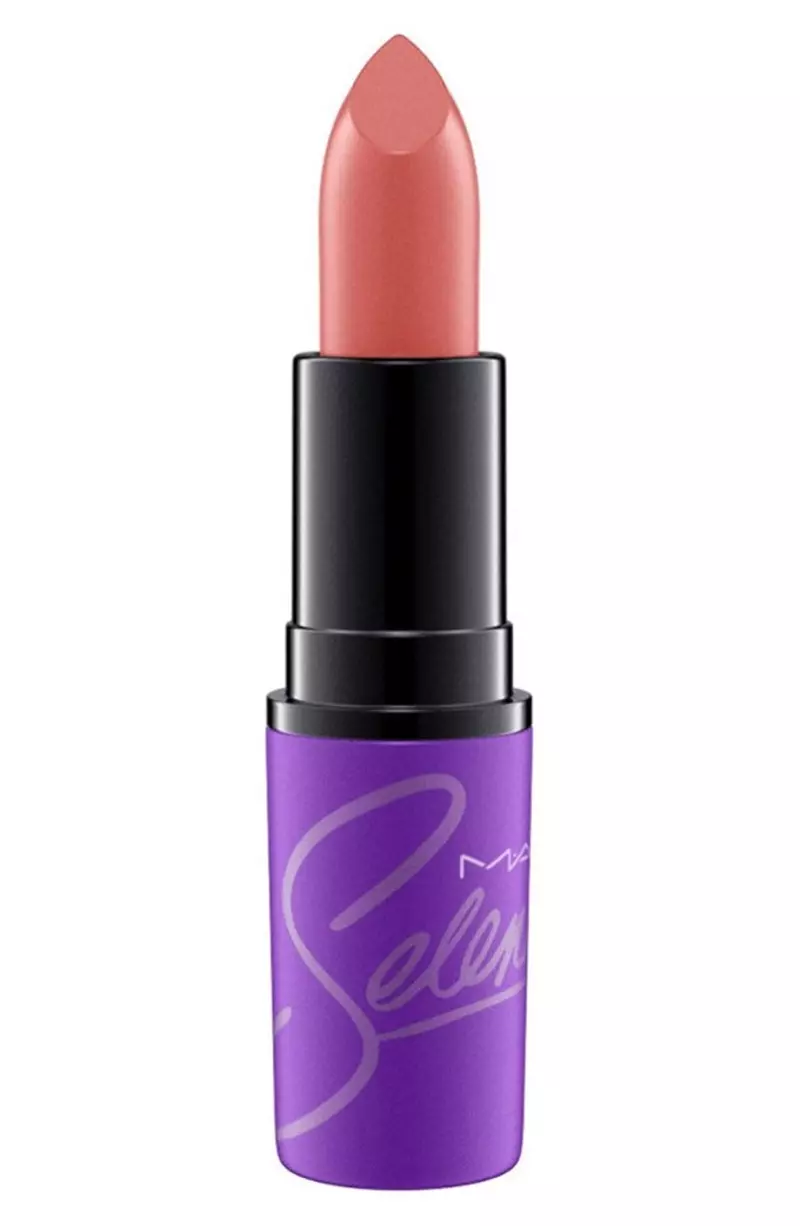 Selena x MAC Lipstick katika Amor Prohibido