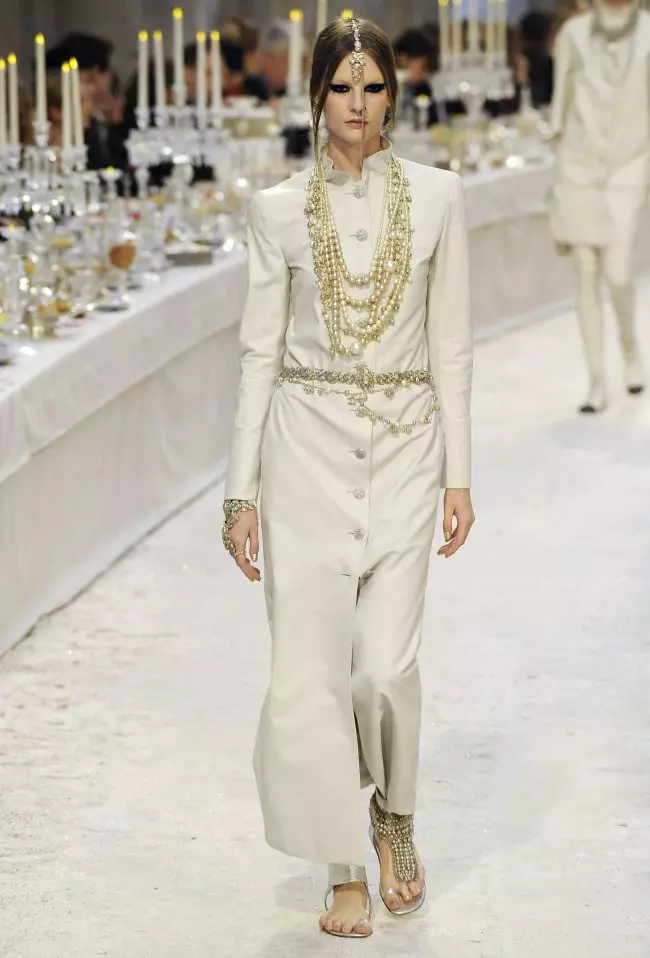 ຄໍເລັກຊັນ Chanel Pre-Fall 2012