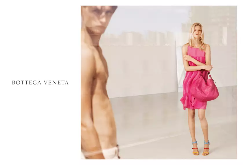 Kasia Struss pour la campagne Bottega Veneta Resort 2012 par Mona Kuhn