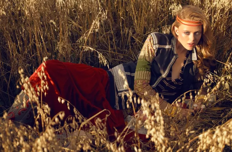 Frida Gustavsson de Magnus Magnusson pentru Elle Suedia noiembrie 2010