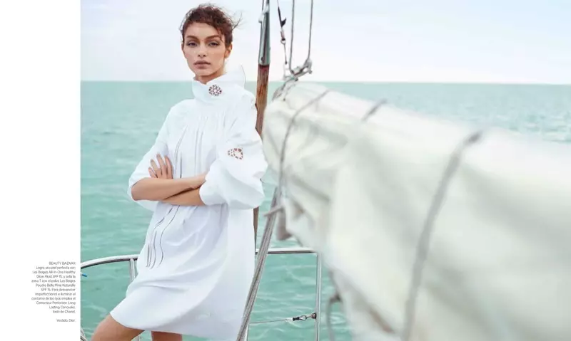 Phong cách hàng hải: Luma Grothe tạo dáng cho Danny Cardozo ở Harper's Bazaar Mexico