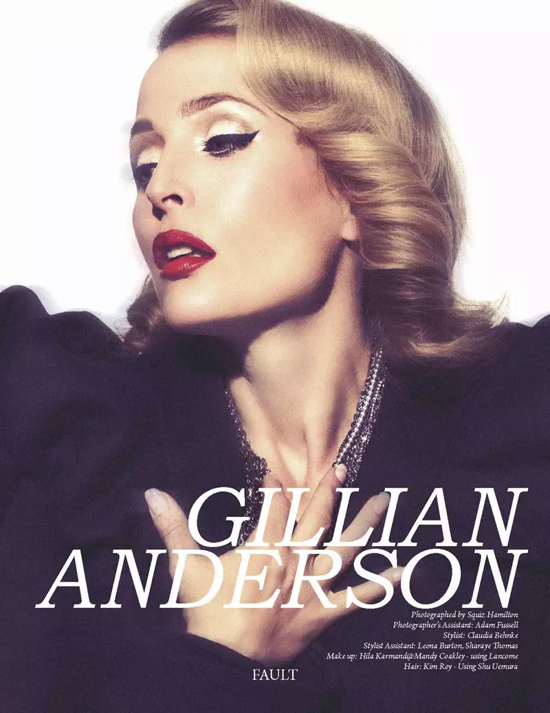 Gillian Anderson gan Squiz Hamilton ar gyfer Fault Magazine Fall 2011
