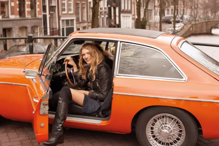 Eniko Mihalik, Lily Donaldson en Dree Hemingway vir Hugo Boss Orange Fall 2011-veldtog