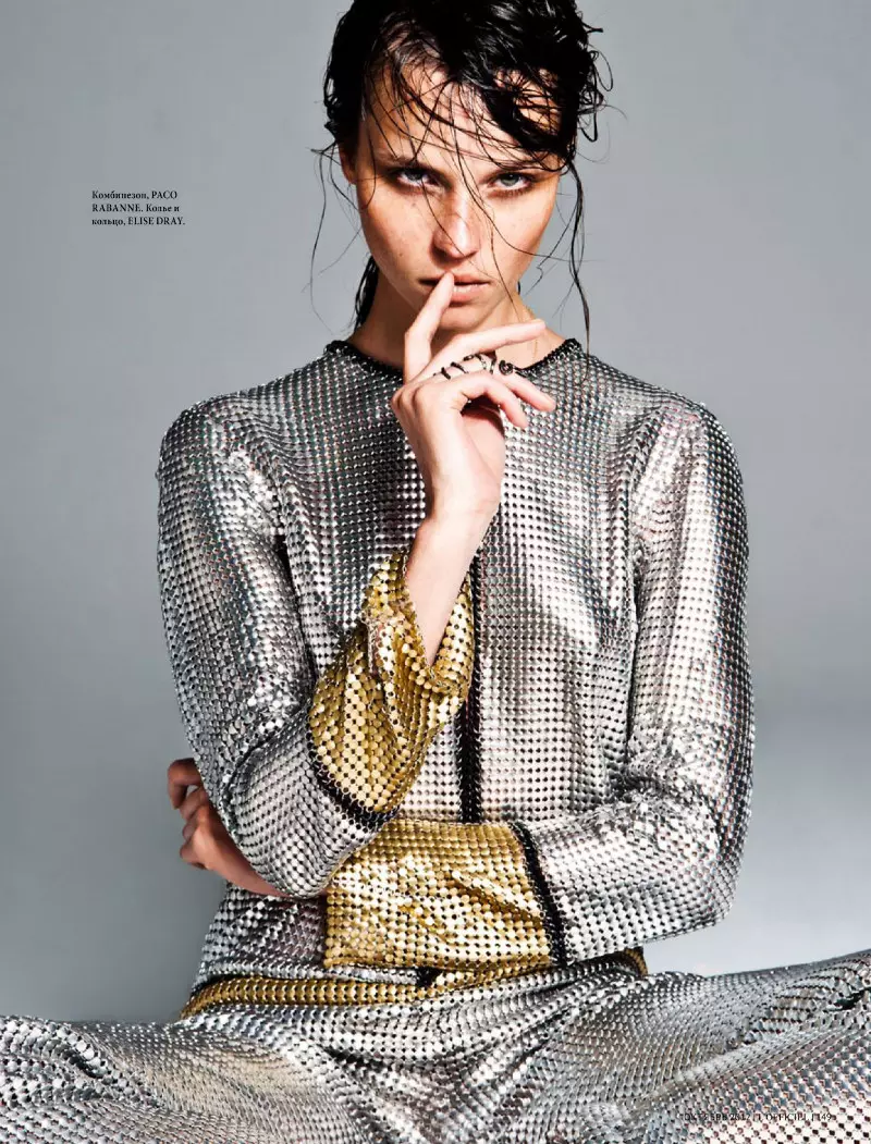 Egle Tvirbutaite Memainkan Urban Amazon untuk L'Officiel Ukraina Oktober 2012 oleh Sy Delorme