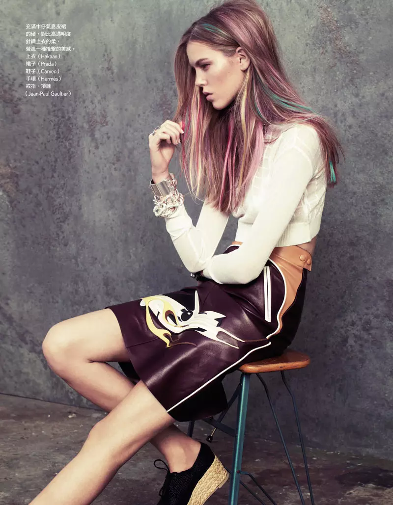 Josefien Rodermans by Naomi Yang kuri Vogue Tayiwani