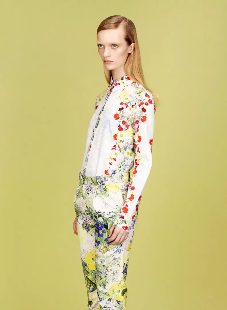 Dansk S/S 2012를 위한 Thomas Lohr의 Ida Dyberg