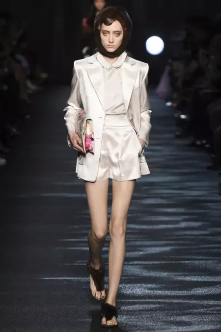 Blumarine Fall 2016 | Minggu Fesyen Milan