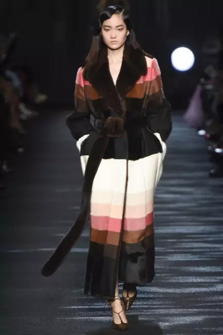 Blumarine Musim Gugur 2016 | Pekan Mode Milan