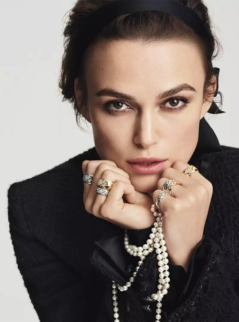 Keira Knightley encanta en la nueva campaña de fragancias de Chanel