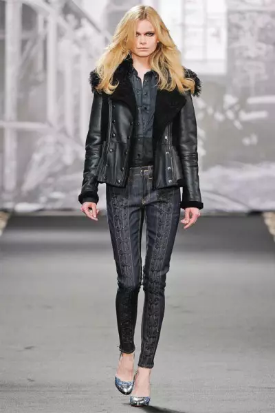 Just Cavalli Fall 2012 | මිලාන් විලාසිතා සතිය