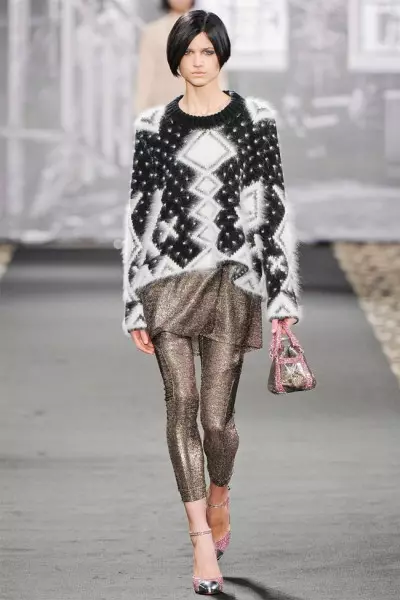 Dim ond Cavalli Fall 2012 | Wythnos Ffasiwn Milan