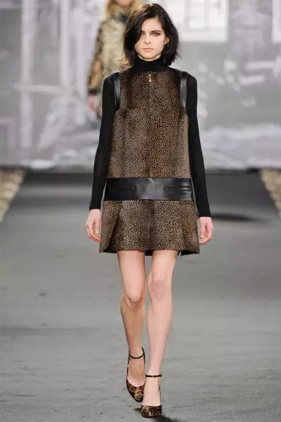 Just Cavalli Fall 2012 | मिलान फेसन वीक