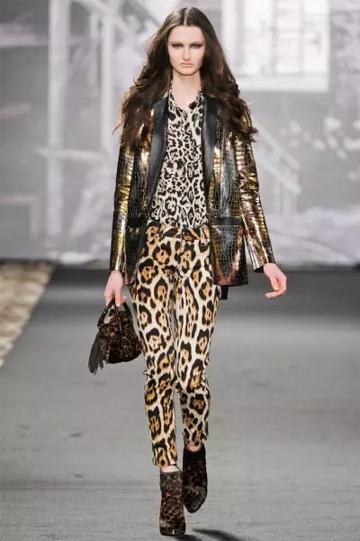 ພຽງແຕ່ Cavalli ຫຼຸດລົງ 2012 | Milan Fashion Week