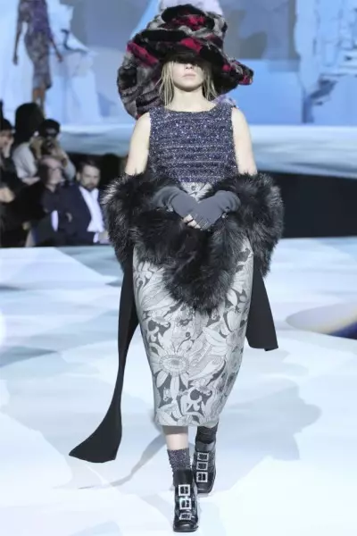 Marc Jacobs Caij nplooj zeeg 2012 | New York Fashion Week