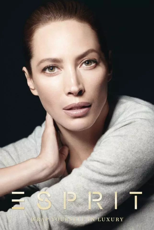 Kpakpando Christy Turlington na Mgbasa Ozi Ezumike 2012 nke David Sims