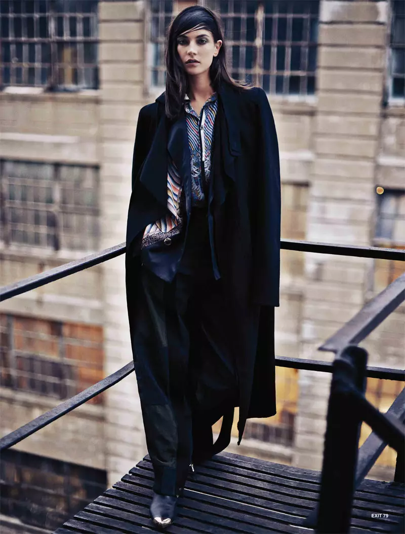 Jacquelyn Jablonski använder elegant stil för Exit Magazine F/W 2012