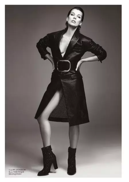 D'Milla Jovovich poséiert am Sleek Looks for Glass Magazine