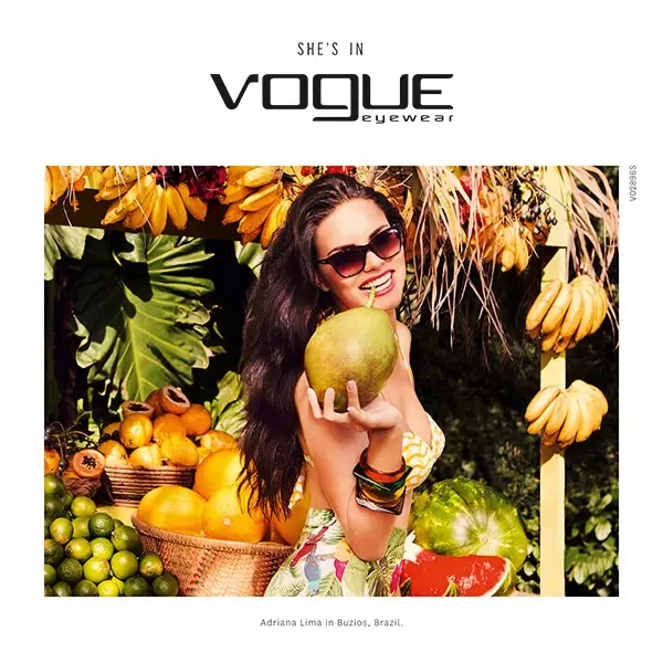 Adriana Lima luan në fushatën pranverë-verë 2015 nga Vogue Eyewear.