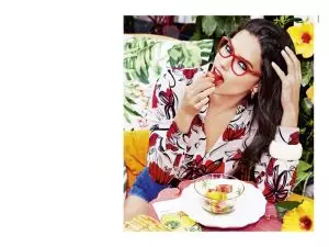 Adriana Lima Lives It Up a Rio per Vogue Eyewear