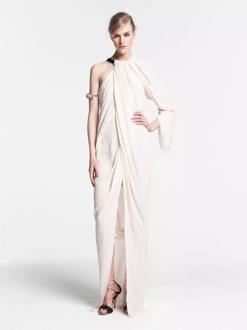 Vionnet 展示其 2013 早秋系列的拼色外观