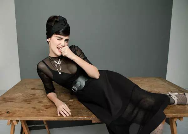 Audrey Tautou door Shayne Laverdière voor Marie Claire Rusland