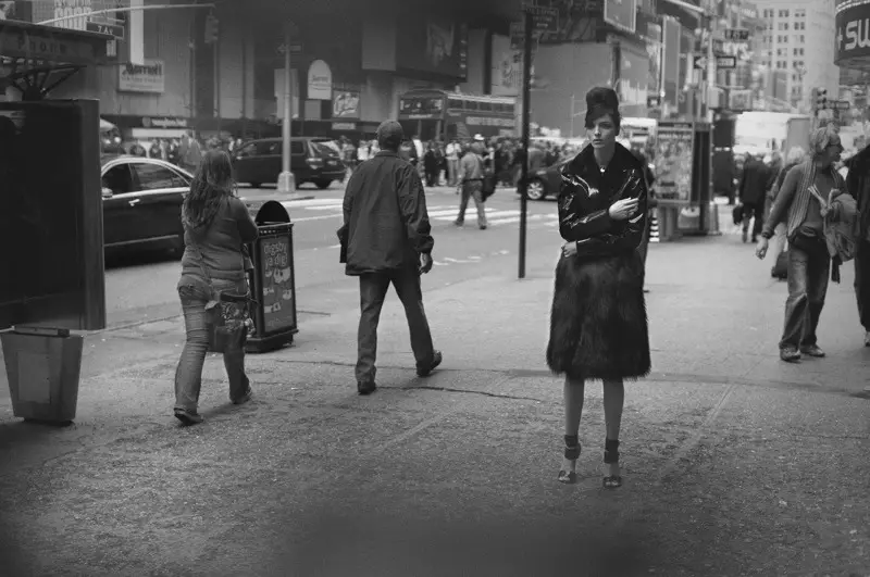 Mariacarla Boscono ni Peter Lindbergh